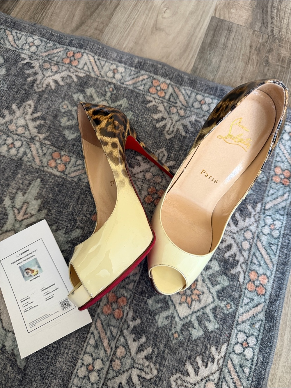 Stunning ❤️ Christian Louboutin New Very Prive Ombre White / Animal Print Heels